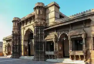 Rani Rupamati's Mosque