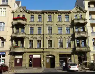 Carl Bradtke tenement