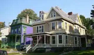 Academy Street Historic District