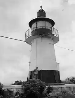 Hams Bluff Light