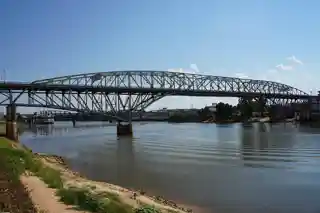 Long–Allen Bridge