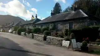 Lochview and Pier Cottage