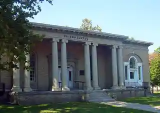George and John R. HuntMemorial Building