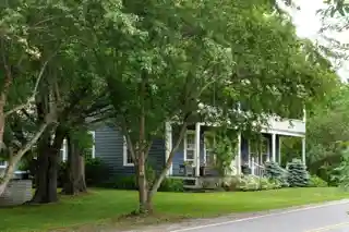 Jenks Tavern