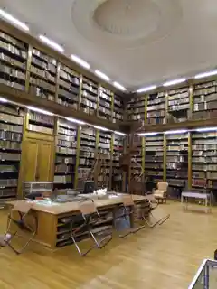 Library of Gray