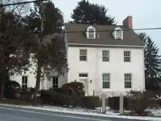 Roberts Inn