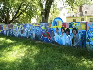 Birwood Wall