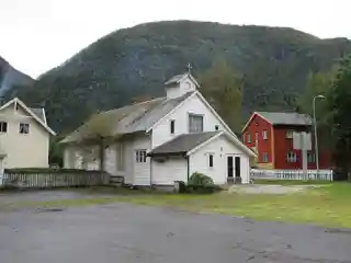 Vadheim Chapel