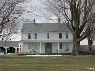 Hill Cemetery and Parson Hubbard House Historic District
