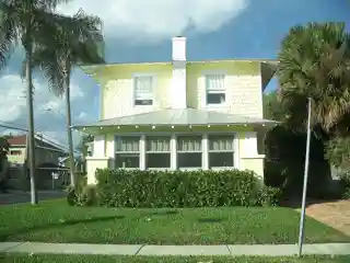 Mango Promenade Historic District