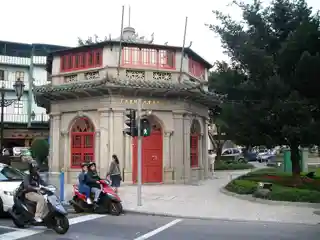 Octagonal Pavilion Library