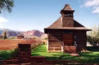 Torrey Log Church–Schoolhouse