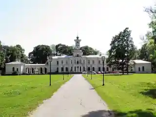 Astravas Manor