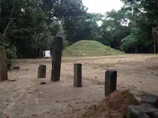 Kanabiso Pokuna Raja Maha Vihara
