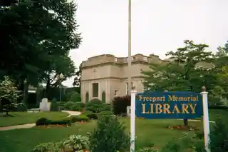 Freeport Memorial Library