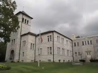 Hyde School