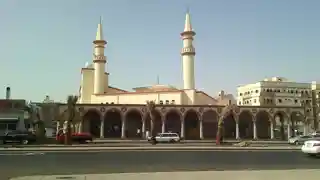 Manaratain Mosque