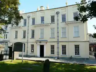 Llanelly House