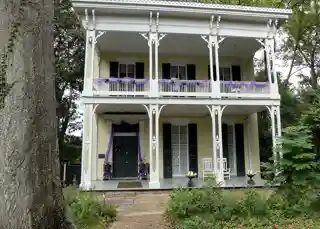 Bobb House