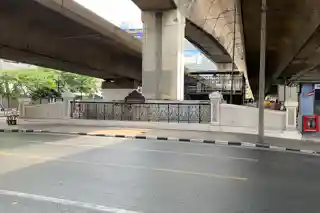 Chaloem Phan 53 Bridge