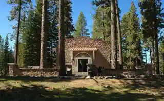 Loomis Visitor Center