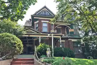 George E. Dovey House