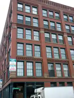 Building at 900 West Lake Street