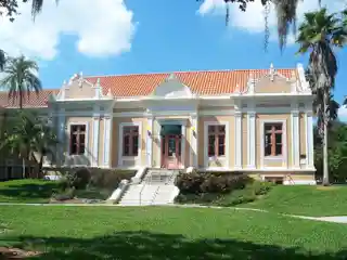 St. Petersburg Public Library