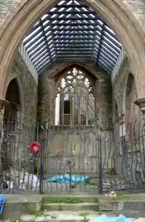Holyrood Church, Southampton