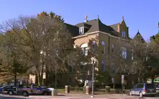 Adair County Courthouse