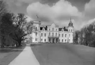 Boo Castle