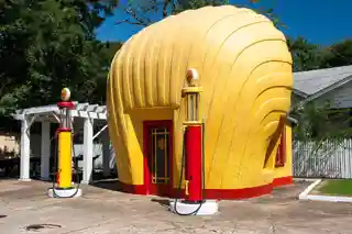 Shell Shaped Shell Service Station