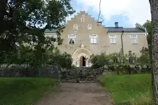 Suitia Manor