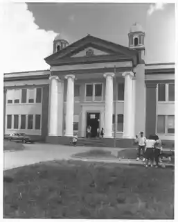 Gautier Benitez High School