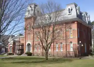 Delaware County Courthouse Square District