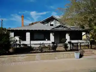 Lefever House