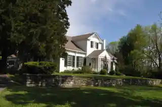 Forest Retreat Farm and Tavern