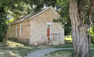 Pleasant Valley School