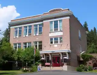 North Side School