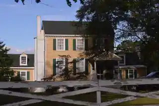 Oak Crest