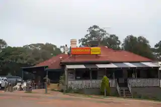 Mount Helena Tavern
