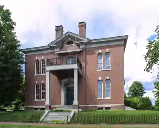U.S. Customhouse (Old Customhouse) and Post Office