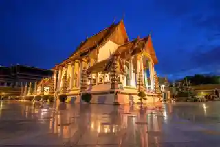 Wat Suthat Thepwararam Ratchaworamahawihan
