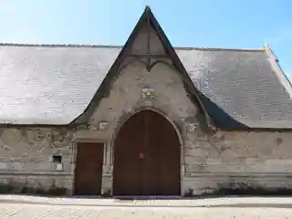 Saint Saturnin's Churchyard