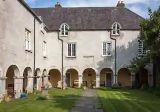 Skiddy's Almshouse