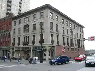 Colonial Hotel