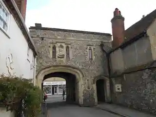 Canon Gate