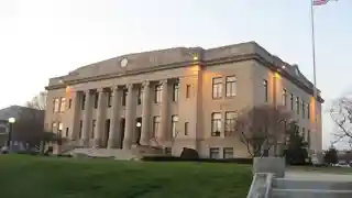 Daviess County Courthouse