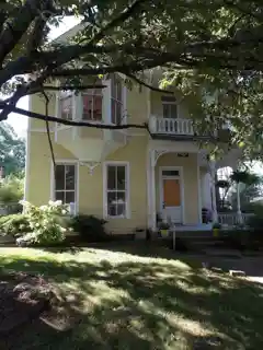 Bartlett--Kirk House