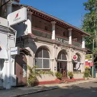 Olde Empire Hotel